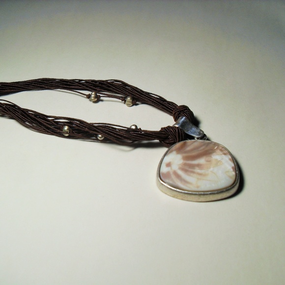 Coldwater Creek Brown pendant necklace - Picture 2 of 4